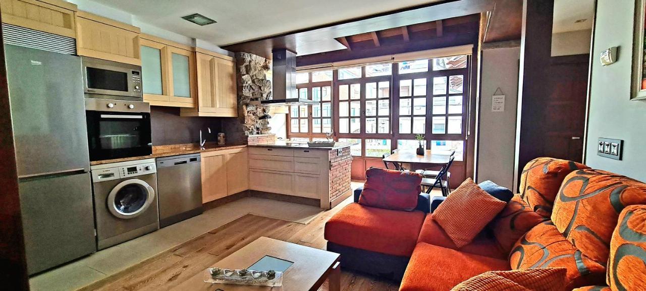 Apartamento Del S XVI En El Casco Historico De Luanco Dış mekan fotoğraf